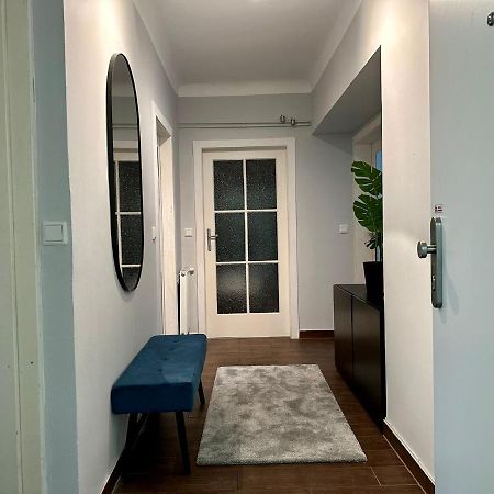 Balcony Apartment, 1 Min To U1 Reumannplatz Wien Eksteriør bilde