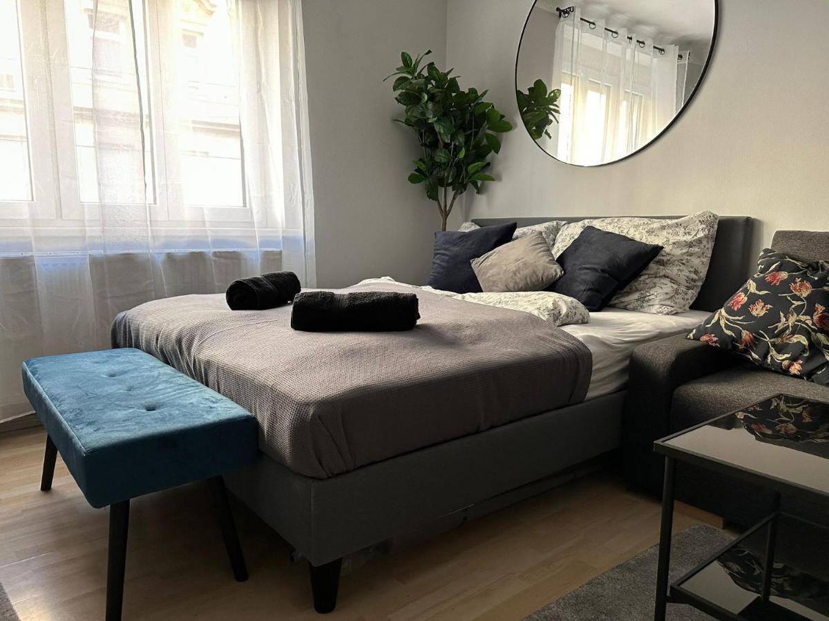 Balcony Apartment, 1 Min To U1 Reumannplatz Wien Eksteriør bilde