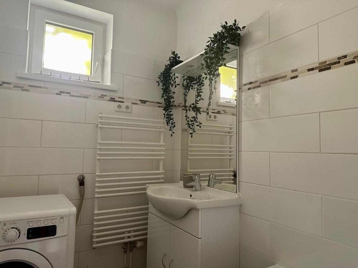 Balcony Apartment, 1 Min To U1 Reumannplatz Wien Eksteriør bilde
